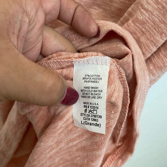 Lace back detail blouse - Picture 4 of 4